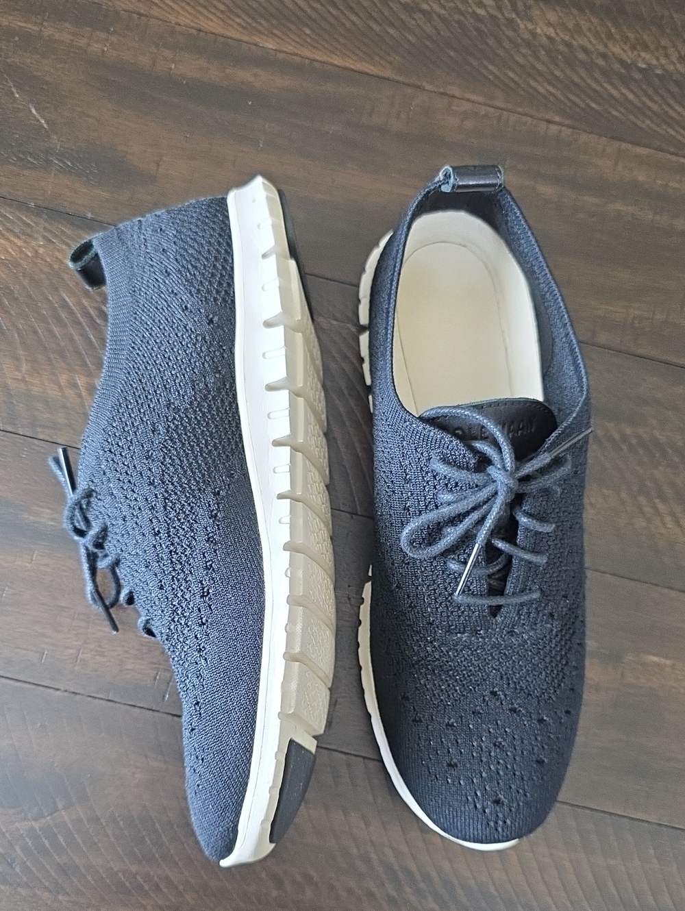 Cole Haan Grand 0S Lightweight Knit Lace-Up Sneaker Black Sz 8